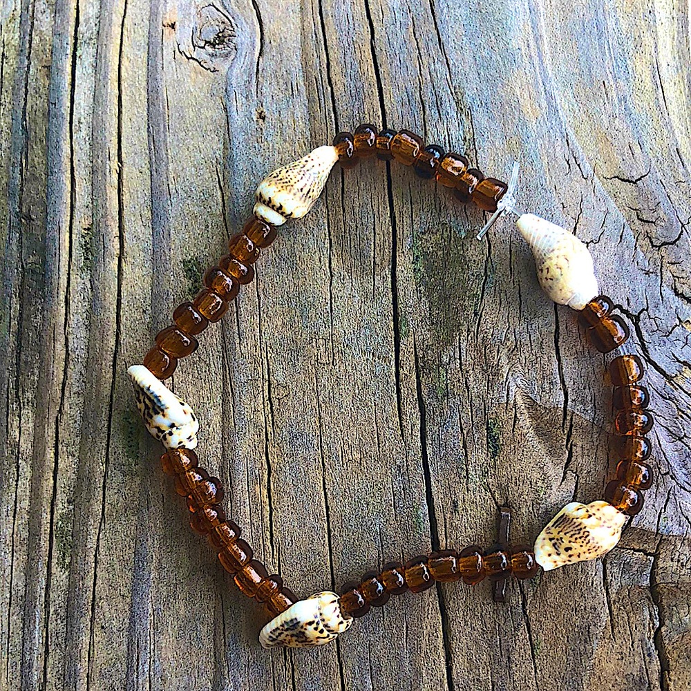 Sea shell bracelet, It’s available for any colors